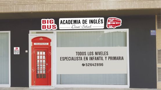 Dora's Big Bus información de la academia